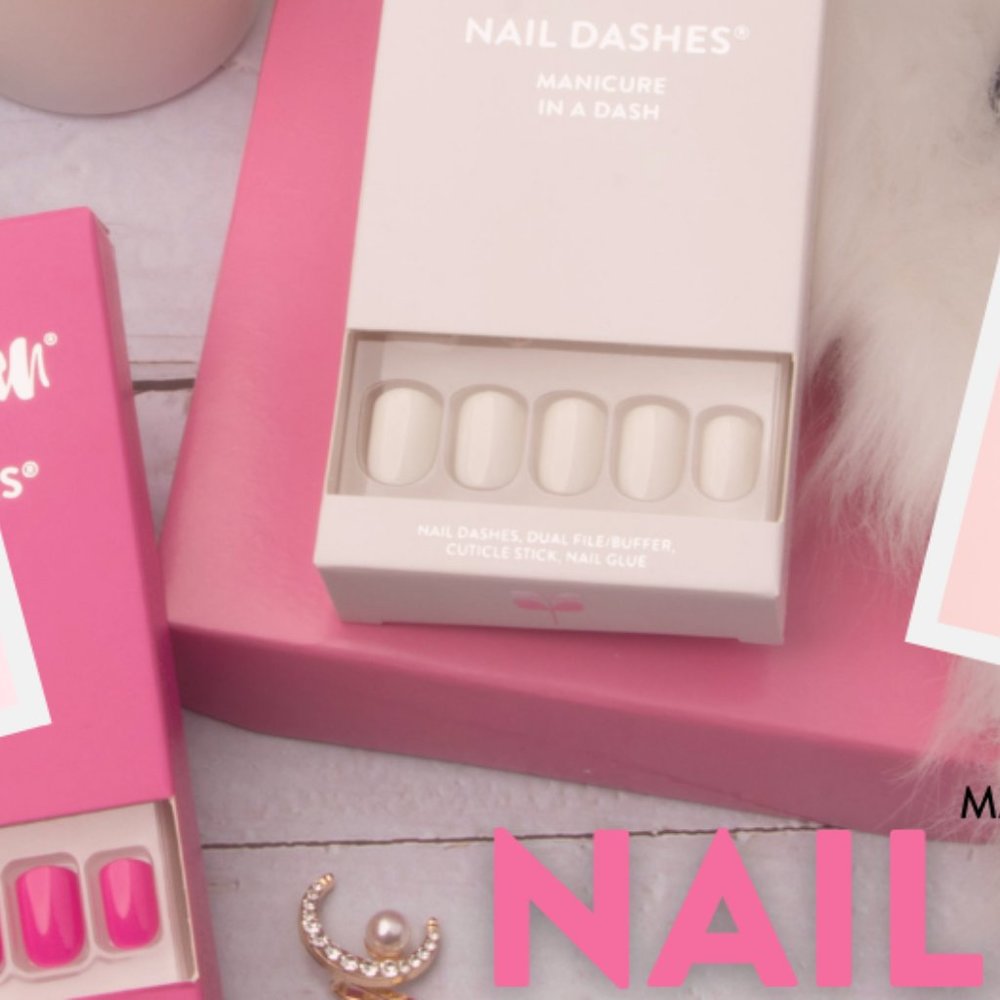 Red Aspen Press on nails, Bea's Garden Romance